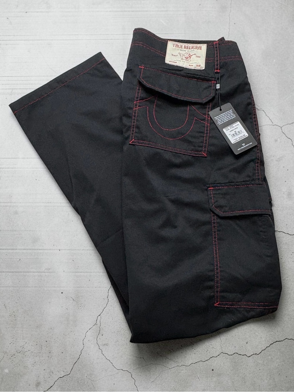 NWT True Religion Black Cargo Pants Red Contrast Stitch 36 (36 x 32)